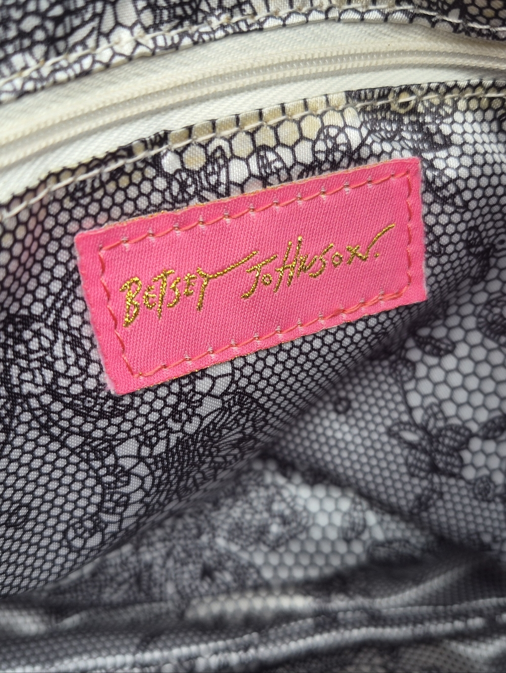 Betsey Johnson Vintage Leather Bag - Picture 15 of 16